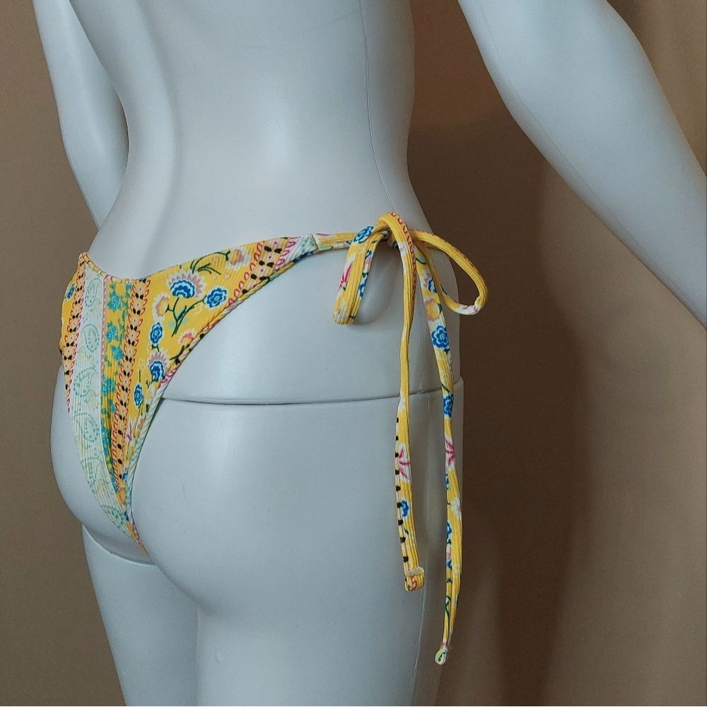 Reversible Yellow Floral High Cut Cheeky Bikini Bathing Suit Bottoms Small NWOT - Picture 5 of 8